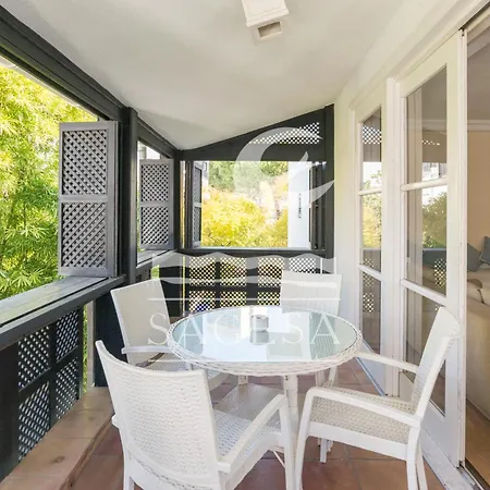 Jardines De Golondrinas 4*