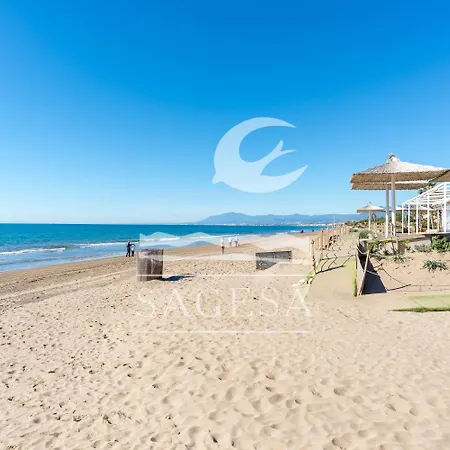 Jardines De Golondrinas 4*