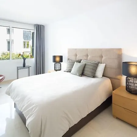 Jardines De Golondrinas 4*