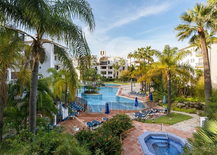 Jardines De Golondrinas 4*