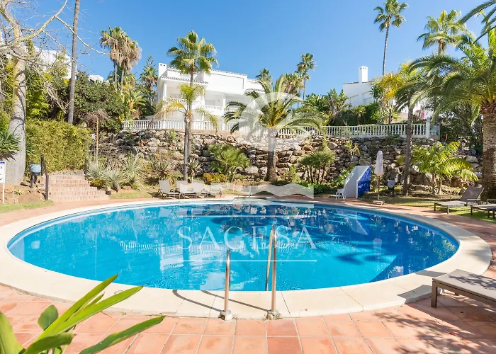 Jardines De Golondrinas 4*