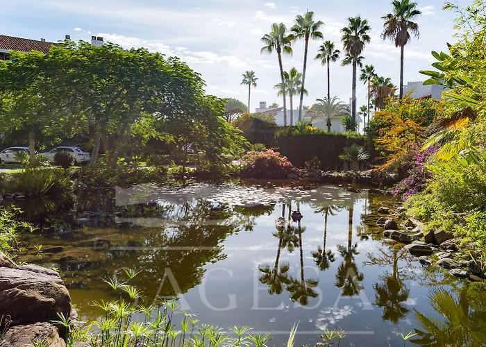 Jardines De Golondrinas 4*