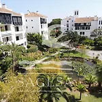 Jardines De Golondrinas 4* מארבלה