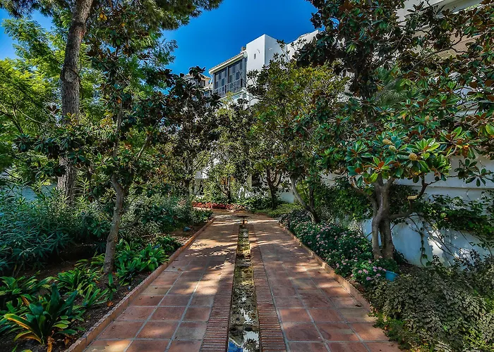 Jardines De Golondrinas Resort 4*